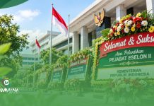 Mengapa Instansi Pemerintah Masih Menggunakan Papan Karangan Bunga dalam Acara Resmi? papan karangan bunga untuk instansi pemerintah